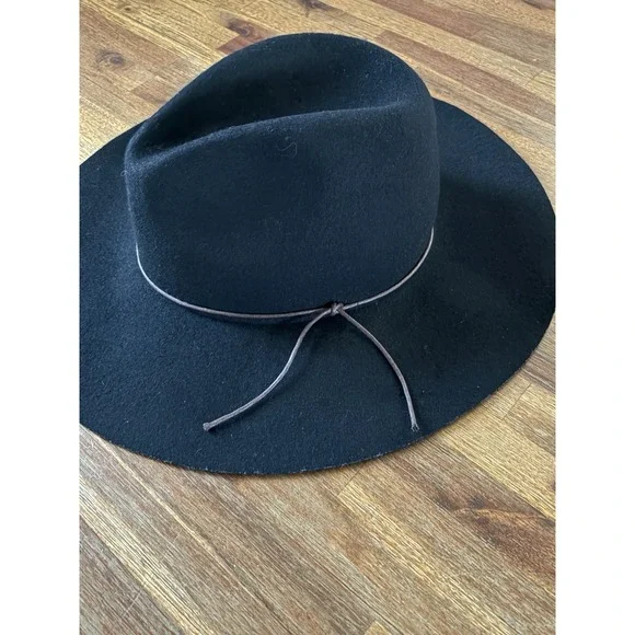 Peter Grimm Women's Hat True Character Black 100% Wool Boho Cap - Picture 11 of 16